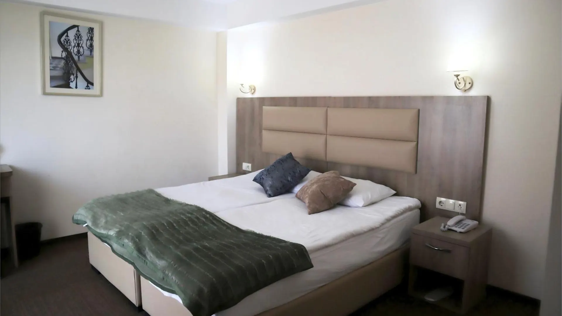 ***  Hotel Somi Tbilisi Geórgia